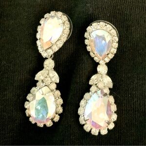 High-end costume rhinestone pierced earrings